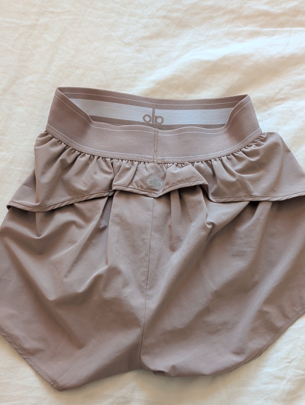 ALO Yoga Matchpoint Women's Athletic Shorts XS - Picture 8 of 8